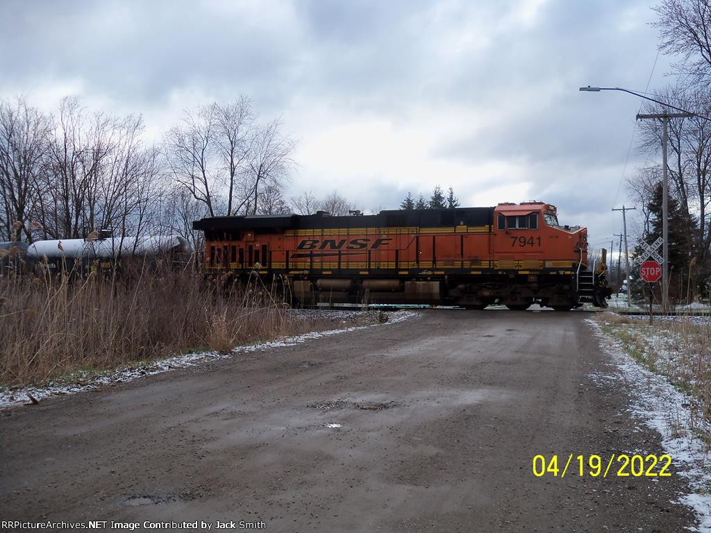 BNSF 7941